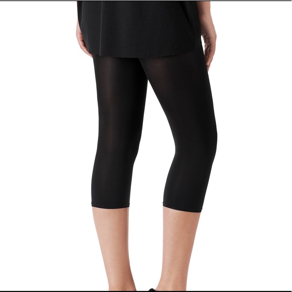 Black Capri Leggings
